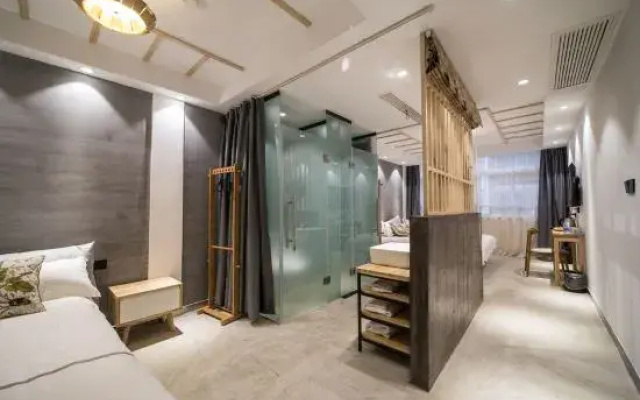 Fuyao Hotel