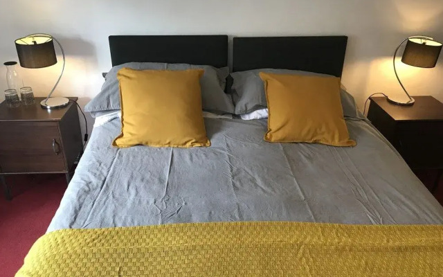 Drewe Arms Bunk Rooms