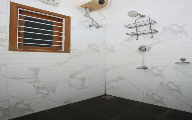 Ecr Blueocean Hotel & Resort by OYO Rooms