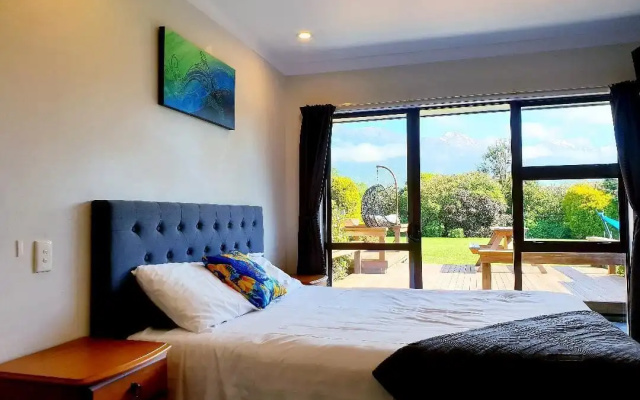 Te Mahuru Retreat
