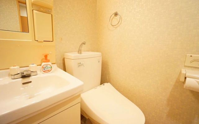 Terry's Apartment Namba South I