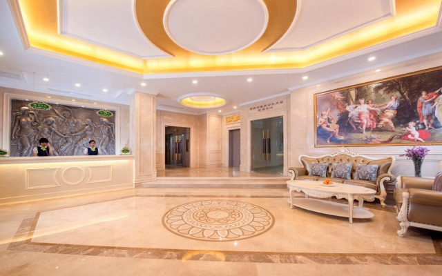 Vienna hotel Shenzhen Dongmen Old Street