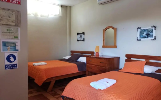 Hostal Cattleya