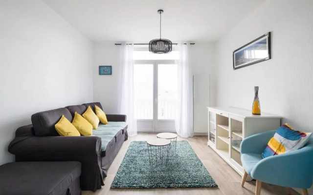 Le Suroit by Cocoonr
