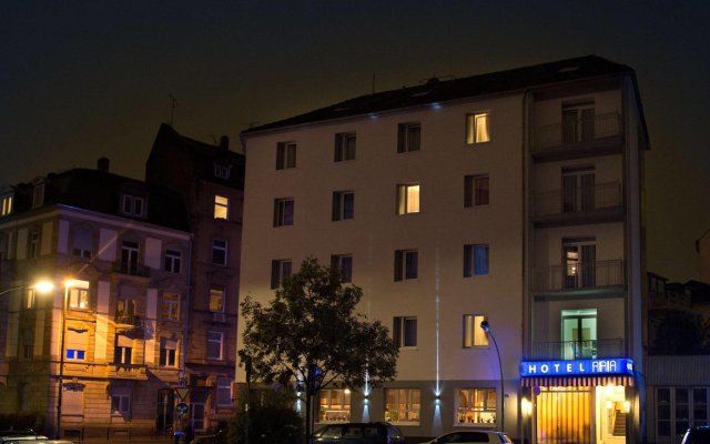 Отель Aria Германия, Франкфурт-на-Майне - отзывы, цены и фото номеров - забронировать отель Aria онлайн вид на фасад