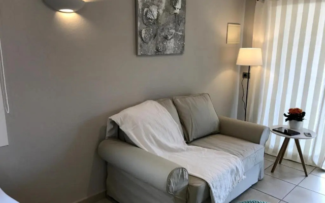 Apartament Neàpolis 2