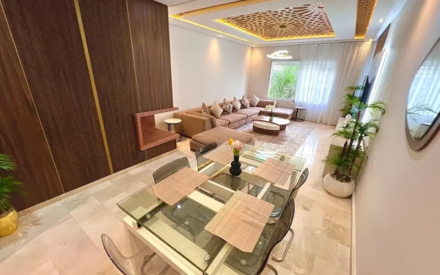 3 bedrooms apartment in secure Résidence
