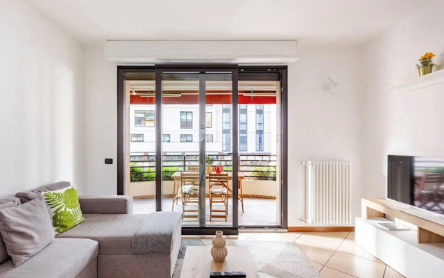 Central Apartment Caniggia 2 With Terrace in Como