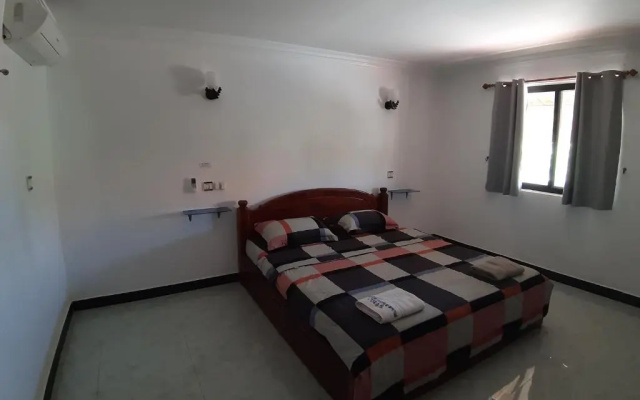 1-2pax AC room 2 including kitchen