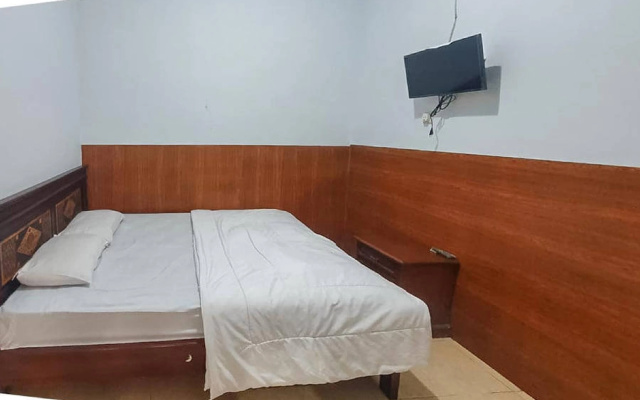 Anind Guest House near Museum Angkut Batu RedPartner