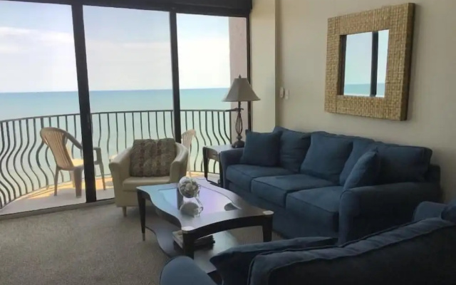 The Palms 1701 Villa Villa 4