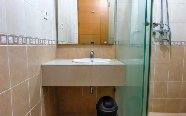 Best Price Hampton's Park Apartment Near Pondok Indah Mall