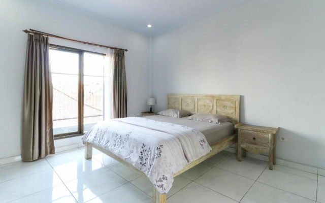 Pudak Sari Homestay by ZUZU