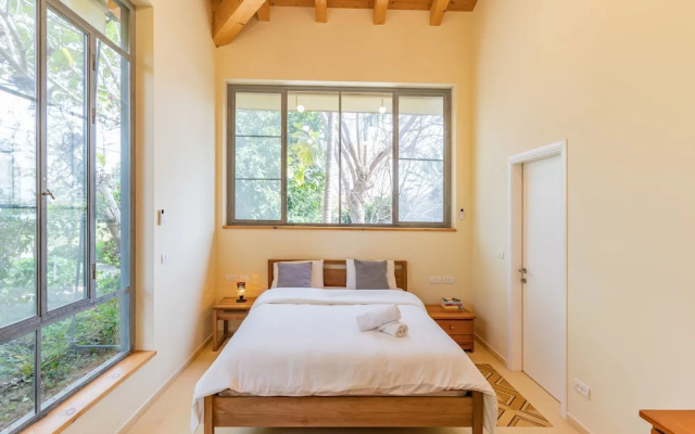 Unique Country House In Central Israel