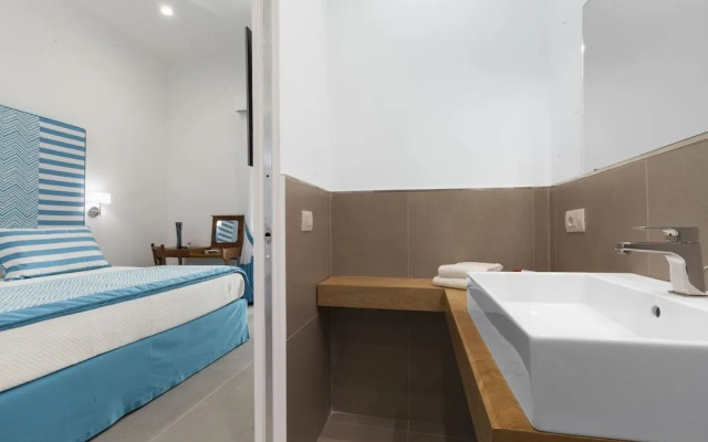 Blue Suite Sorrento Tasso Square