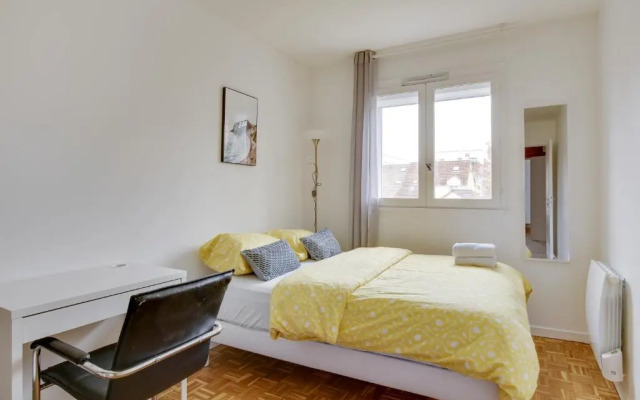 Chic house with babyfoot and gym
