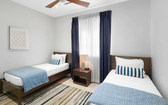 Stunning Oceanview 2 Bed Condo at ONE Cable Beach