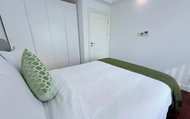 Tyms Changning 2BR near Zhongshan  Metro