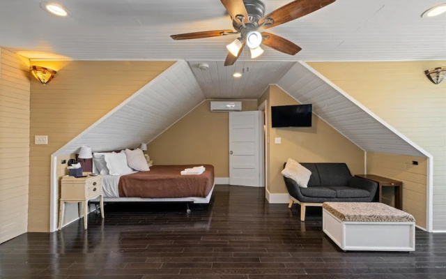 The Sells House 3 Bedroom Home