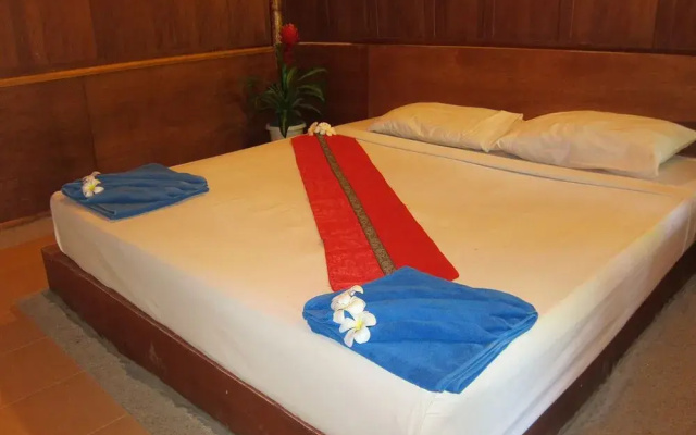Bamboo Mountain View Phi Phi Resort