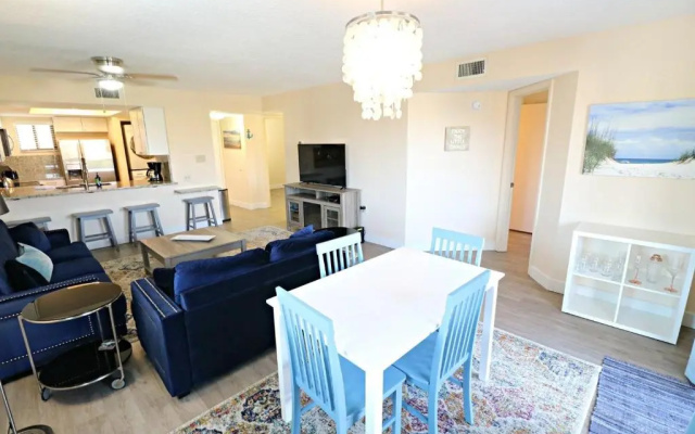 Ocean Village Club K32
