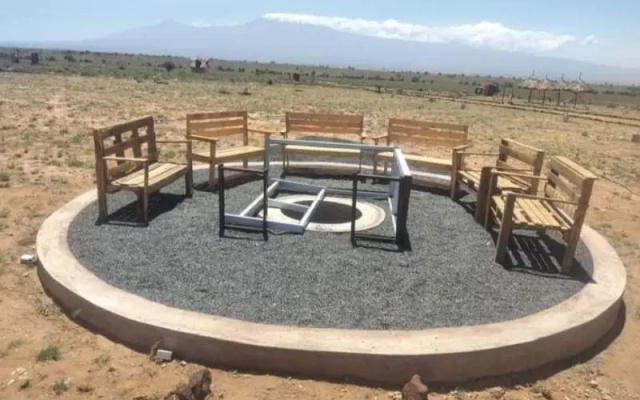 Little Amanya Camp