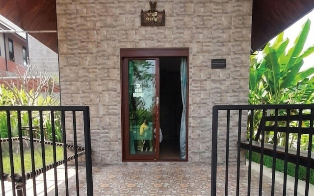 Parichat House