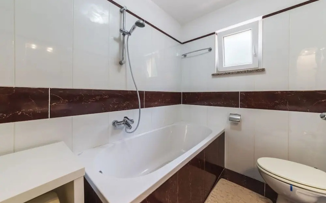 Luxury Villa Lucia with heated pool