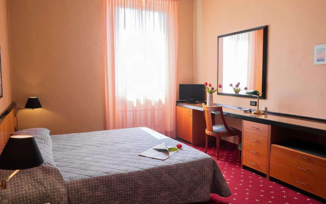 Hotel Milano Pool & Garden