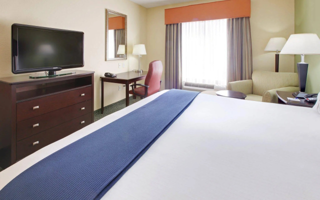 Holiday Inn Express & Suites Covington by IHG