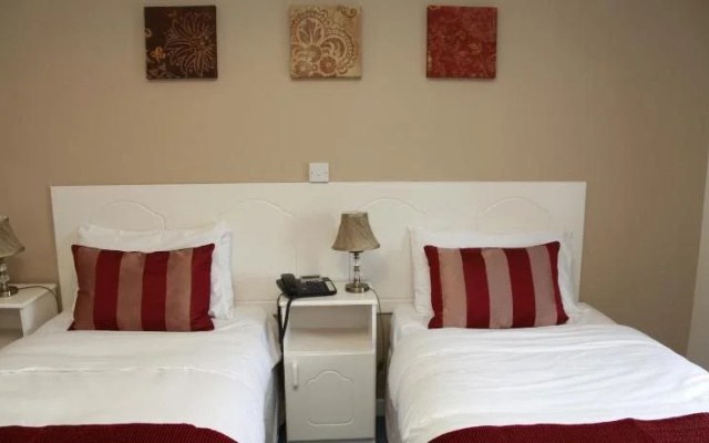Dalton Inn Hotel