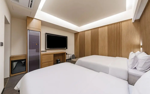 Hound Hotel