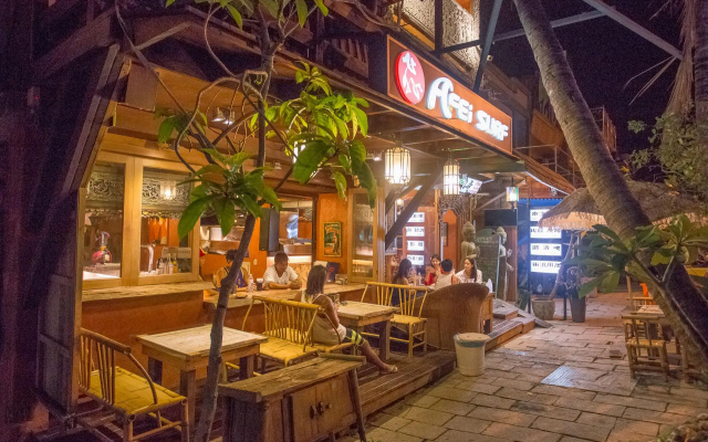 A Fei Surf Inn I