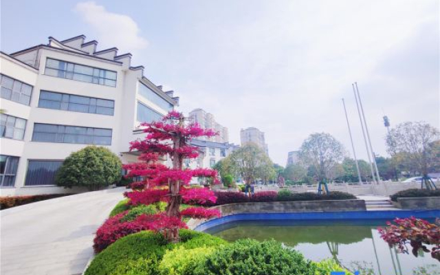 Huaihe Hotel