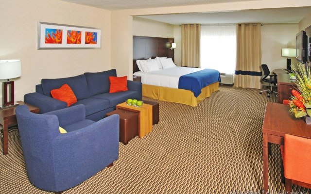 Holiday Inn Express Hotel & Suites Toronto - Markham by IHG