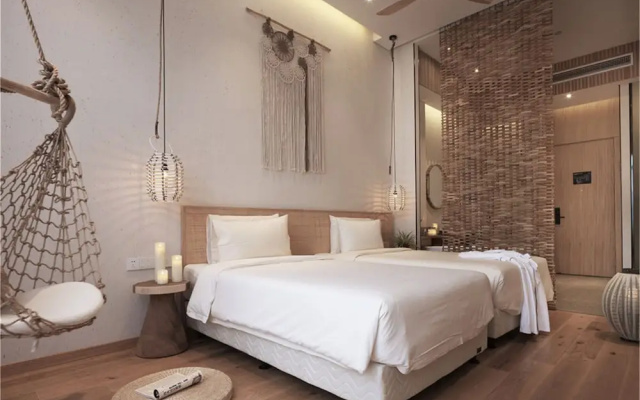 Manli Hotel Shanghai Pudong Airport Branch-Free shuttle buses to Pudong Airport and Disneyland
