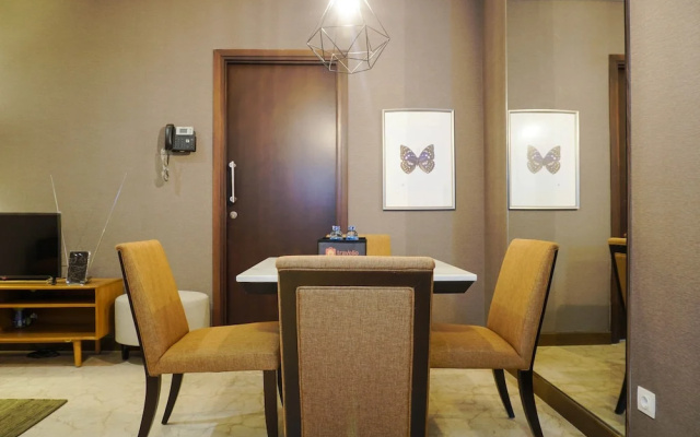 Luxurious 1BR @ L'Avenue Apartment near Sampoerna Universitas