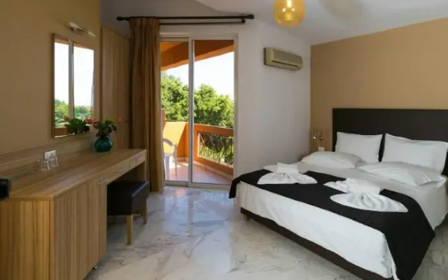 Marina Hotel