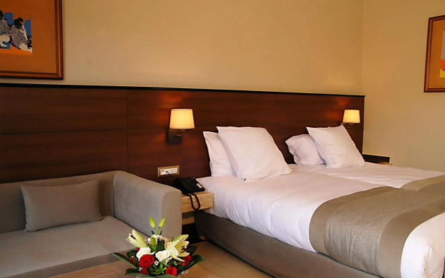 Oasis Palm Hotel
