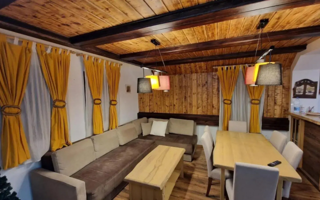 Ski House