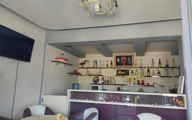 Esmeralda Hotel  Restaurant