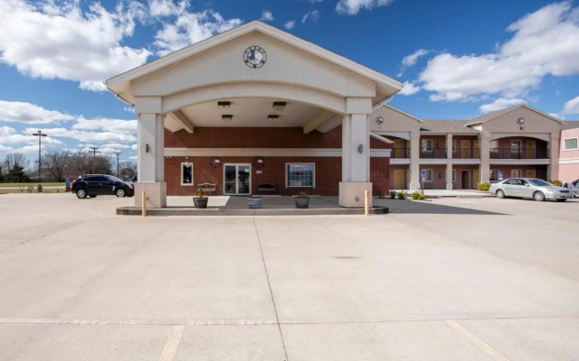 OYO Hotel Valley View TX, I-35