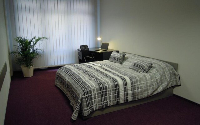 Hotel Apartman Student комната для гостей