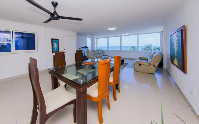 Malecon- Apartamento Frente Al Mar