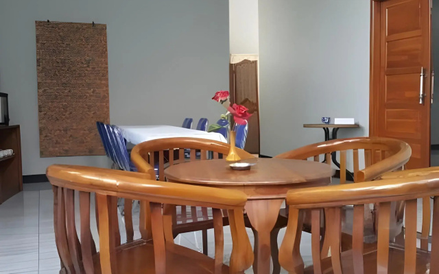 La Derra Hotel