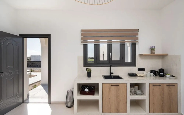 Almira Luxury Suites