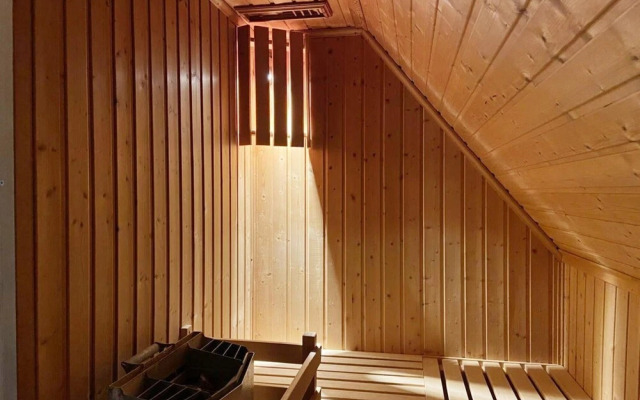 Holiday Home With Pet-friendly Garden