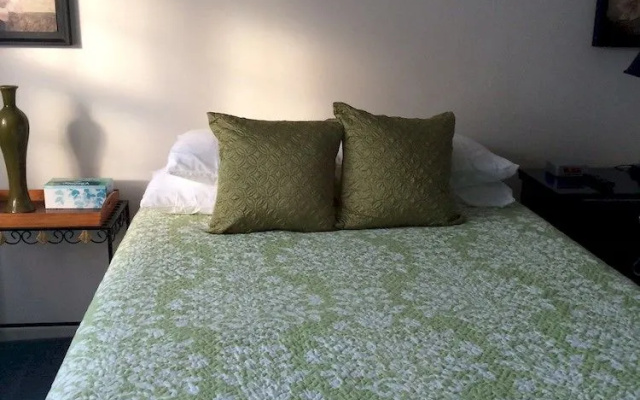 Sandy Bay Apartments