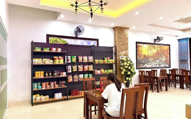 Sunshine Hotel BN