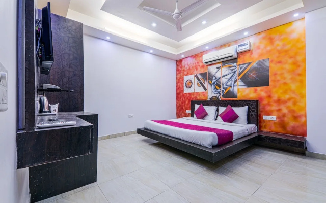 OYO 14385 Golden petal rooms